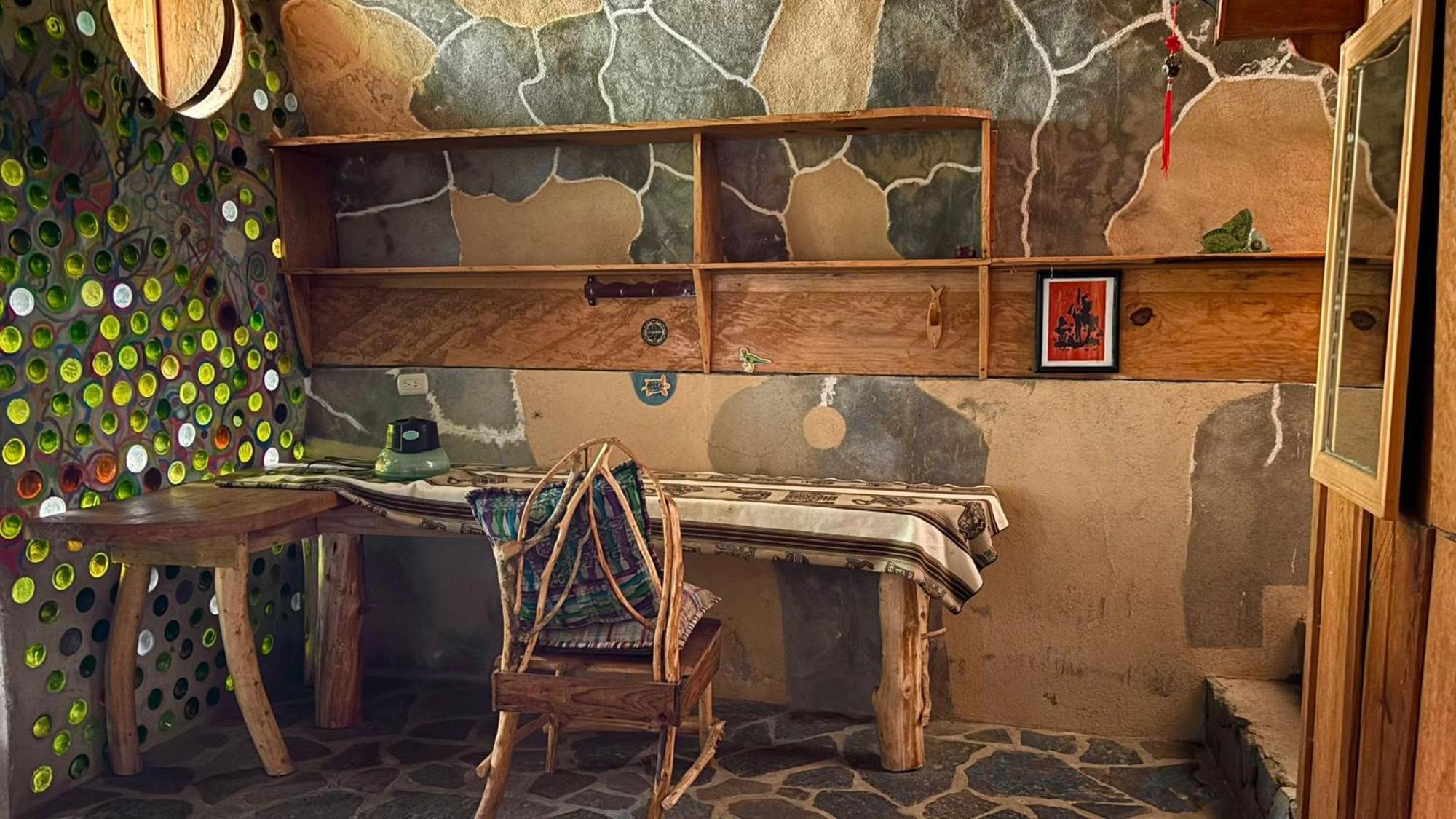 Earthship Atitlan Konuk evi San Marcos La Laguna Dış mekan fotoğraf